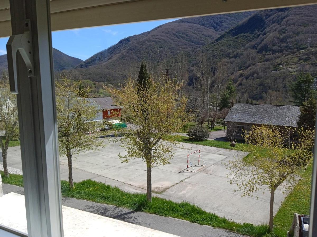 Vut El Refugio Appartement Villablino Buitenkant foto