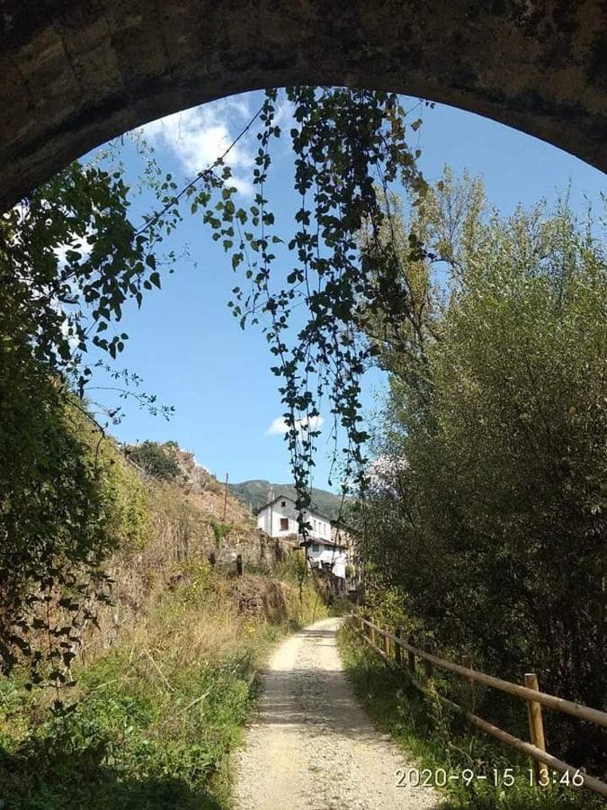 Vut El Refugio Appartement Villablino Buitenkant foto